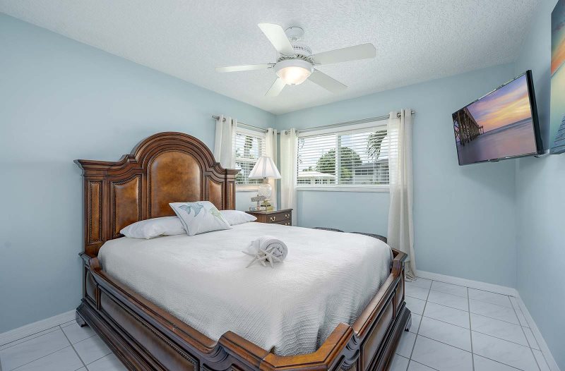 Sunset Lagoon Florida Vacation Home Rental Cape Coral